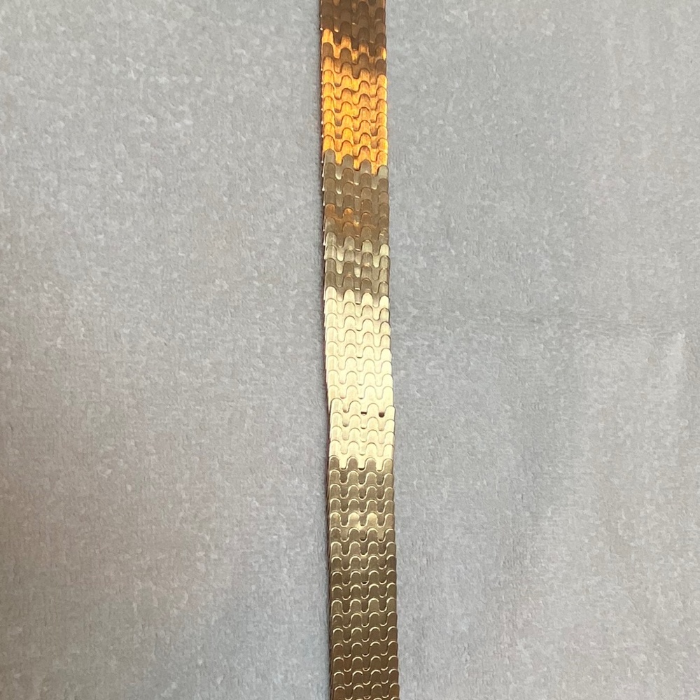 Vintage Serpentine Gold Tone Belt - Picture 5 of 5